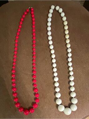 Vintage 1980s Graduated Bead Necklace Lot - Red & White Chunky Plastic Beads